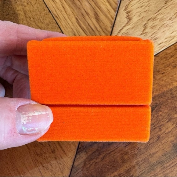 Kurt Geiger Gold Statement Ring NWT - Picture 12 of 12